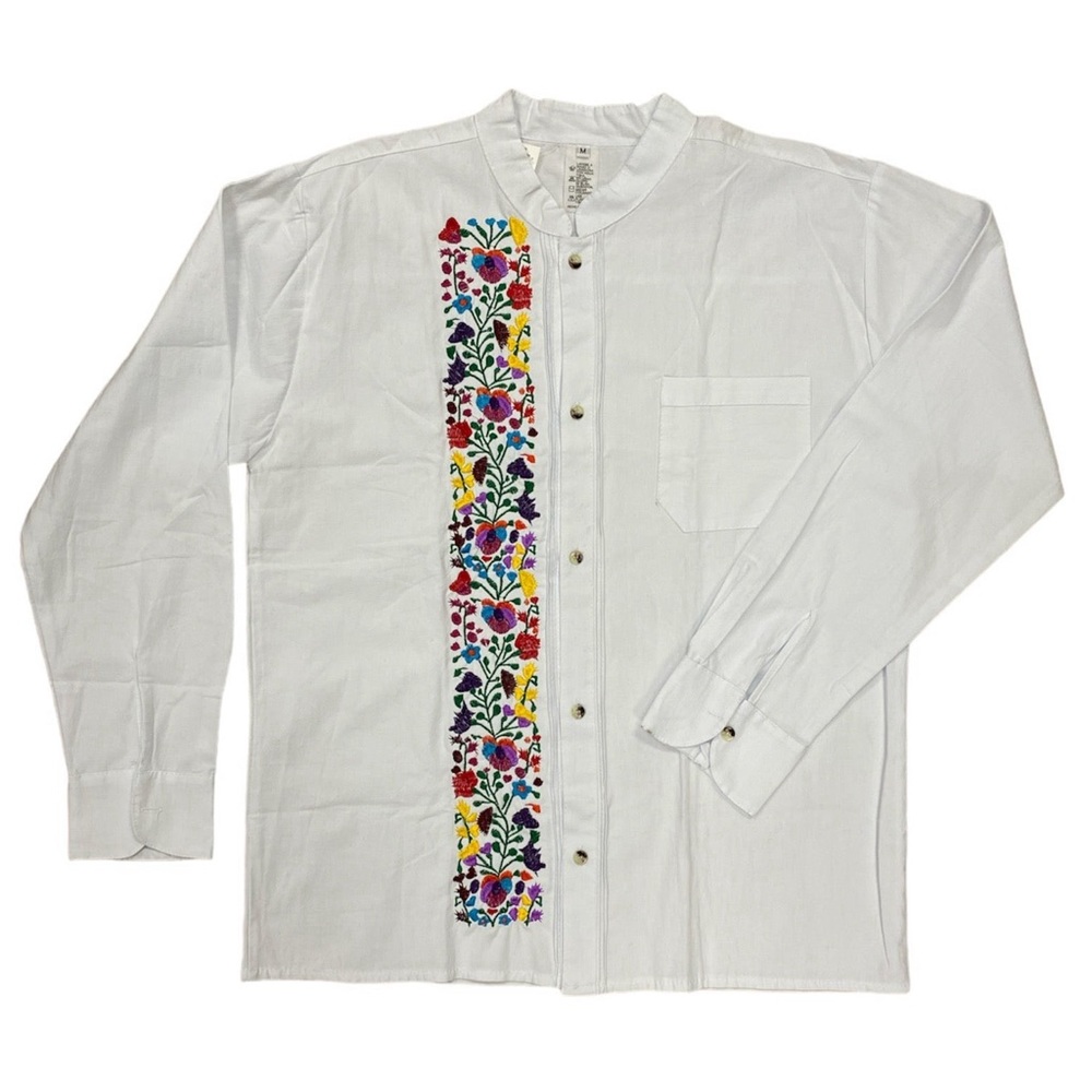 Men’s White Guayabera Cancun Style